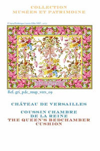 Marie Antoinette at palace large cushion - Chart only